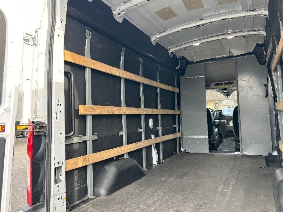 Cargo Van (Panel Van)-Alternative Fuel Trucks & Tractors-Ford-2022-TRAN350E-Fontana-CA-61,603\n\t\tmiles-$ 36,500 - Image 11