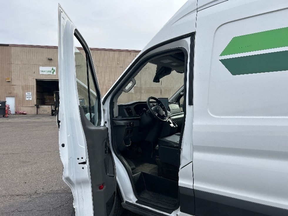 Cargo Van (Panel Van)-Alternative Fuel Trucks & Tractors-Ford-2022-TRAN350E-Fontana-CA-61,603\n\t\tmiles-$ 36,500 - Image 16
