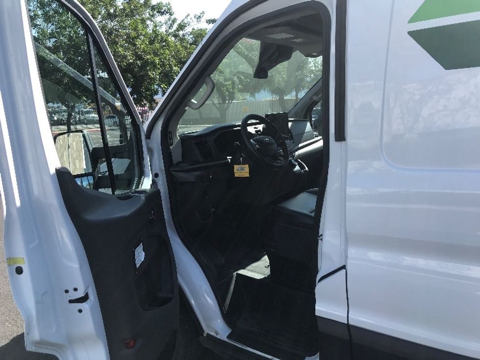Cargo Van (Panel Van)-Alternative Fuel Trucks & Tractors-Ford-2022-TRAN350E-Fontana-CA-65,530\n\t\tmiles-$ 36,000 - Image 15