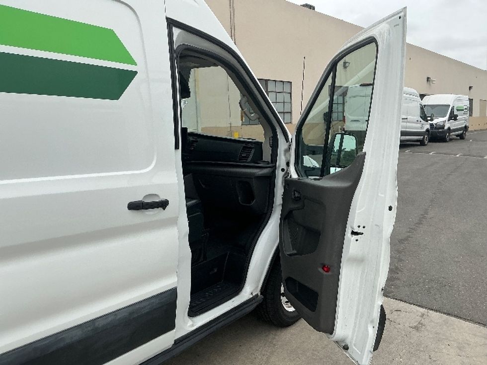 Cargo Van (Panel Van)-Alternative Fuel Trucks & Tractors-Ford-2022-TRAN350E-Fontana-CA-66,076\n\t\tmiles-$ 36,000 - Image 20
