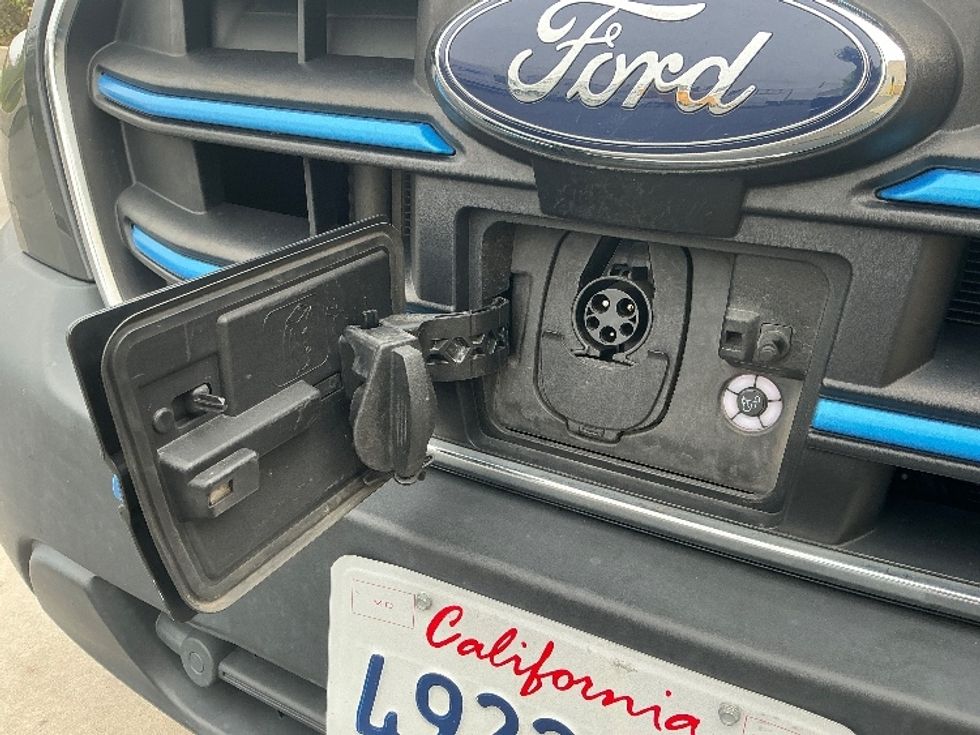 Cargo Van (Panel Van)-Alternative Fuel Trucks & Tractors-Ford-2022-TRAN350E-Fontana-CA-66,076\n\t\tmiles-$ 36,000 - Image 25