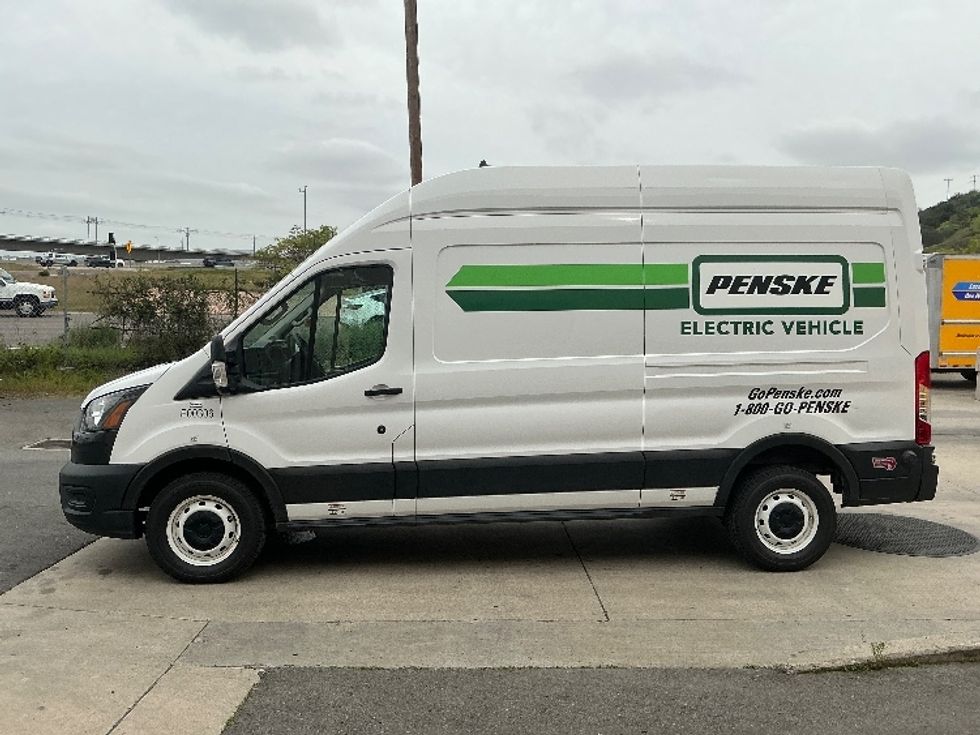 Cargo Van (Panel Van)-Alternative Fuel Trucks & Tractors-Ford-2022-TRAN350E-Fontana-CA-66,076\n\t\tmiles-$ 36,000 - Image 4
