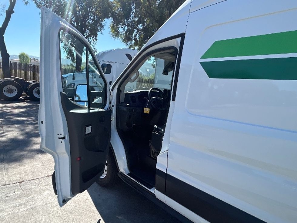 Cargo Van (Panel Van)-Alternative Fuel Trucks & Tractors-Ford-2022-TRAN350E-Fontana-CA-73,711\n\t\tmiles-$ 32,250 - Image 14