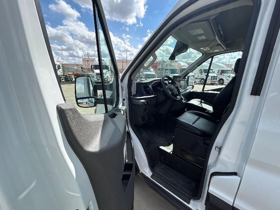 Cargo Van (Panel Van)-Alternative Fuel Trucks & Tractors-Ford-2022-TRAN350E-Fort Worth-TX-7,347\n\t\tmiles-$ 28,000 - Image 16