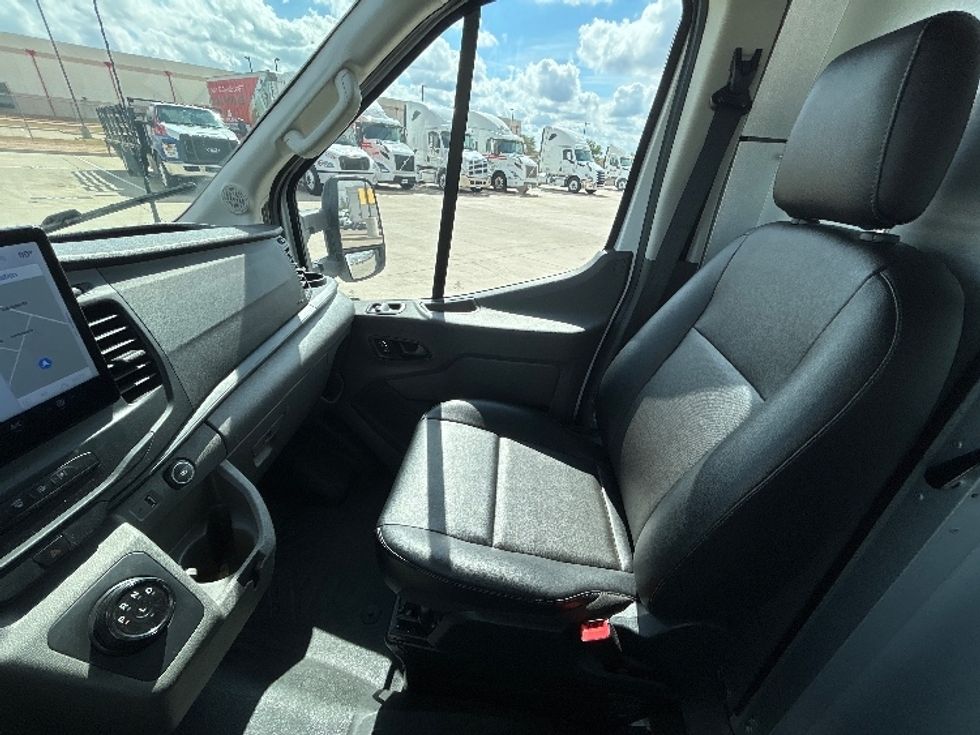 Cargo Van (Panel Van)-Alternative Fuel Trucks & Tractors-Ford-2022-TRAN350E-Fort Worth-TX-7,347\n\t\tmiles-$ 28,000 - Image 19