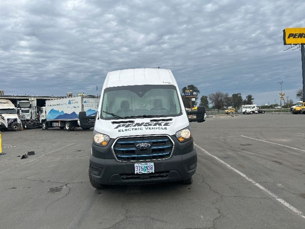 2022 Ford Transit photo 2