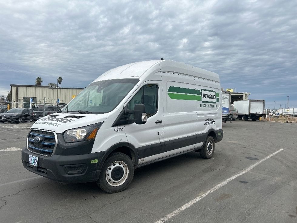 2022 Ford Transit photo 3