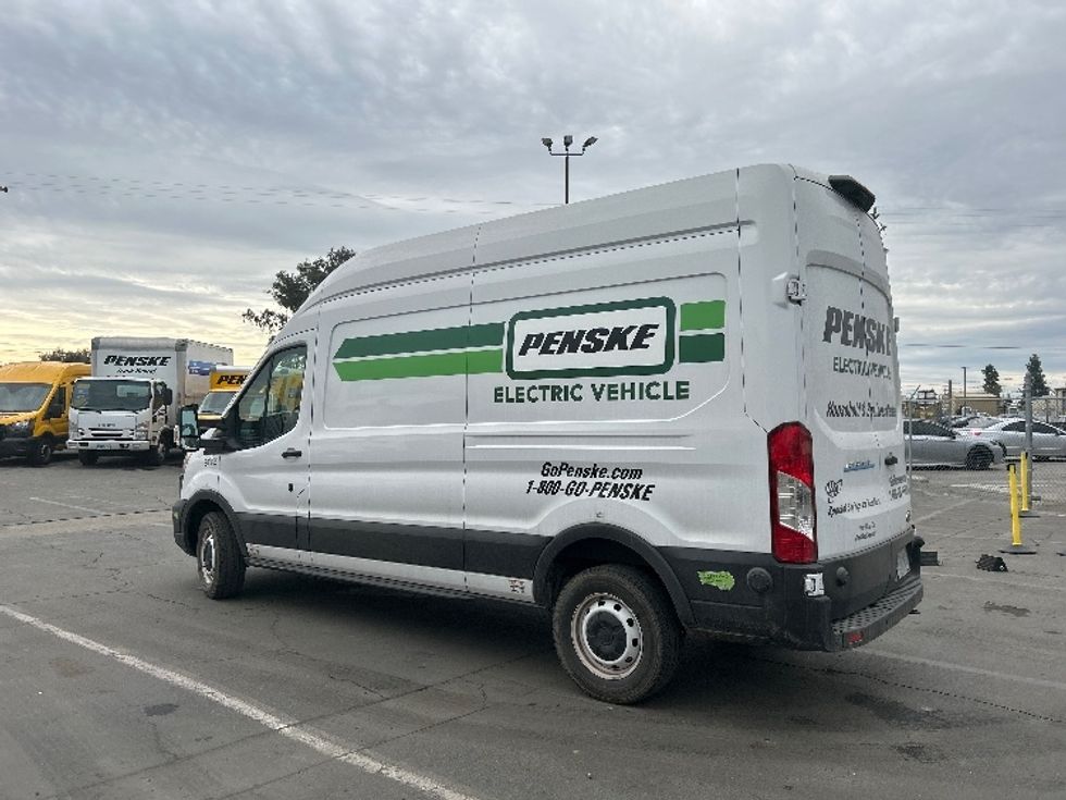 2022 Ford Transit photo 6