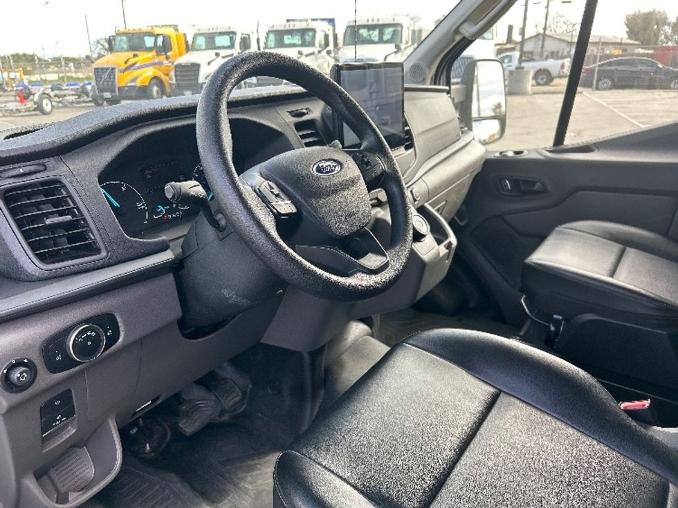 Cargo Van (Panel Van)-Alternative Fuel Trucks & Tractors-Ford-2022-TRAN350E-Fresno-CA-12,718\n\t\tmiles-$ 40,000 - Image 14