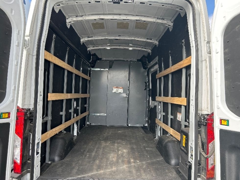 Cargo Van (Panel Van)-Alternative Fuel Trucks & Tractors-Ford-2022-TRAN350E-Fresno-CA-12,718\n\t\tmiles-$ 40,000 - Image 7