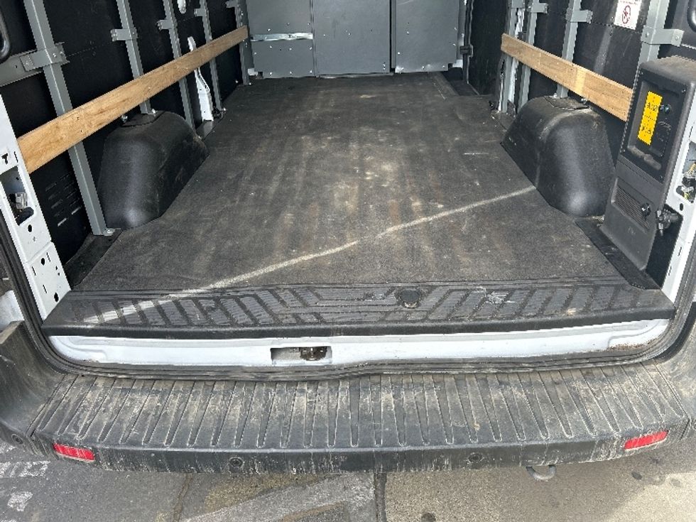 Cargo Van (Panel Van)-Alternative Fuel Trucks & Tractors-Ford-2022-TRAN350E-Fresno-CA-12,718\n\t\tmiles-$ 40,000 - Image 8