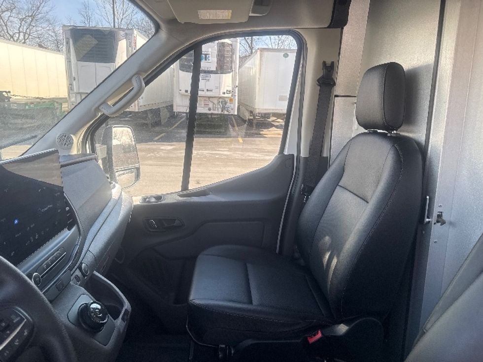Cargo Van (Panel Van)-Alternative Fuel Trucks & Tractors-Ford-2022-TRAN350E-Gahanna-OH-7,356\n\t\tmiles-$ 40,000 - Image 18