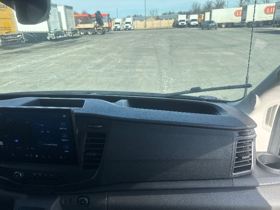 Cargo Van (Panel Van)-Alternative Fuel Trucks & Tractors-Ford-2022-TRAN350E-Gahanna-OH-7,356\n\t\tmiles-$ 40,000 - Image 20