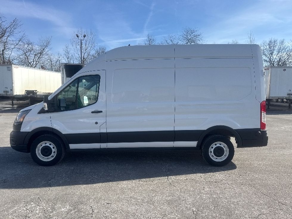 Cargo Van (Panel Van)-Alternative Fuel Trucks & Tractors-Ford-2022-TRAN350E-Gahanna-OH-7,356\n\t\tmiles-$ 40,000 - Image 4