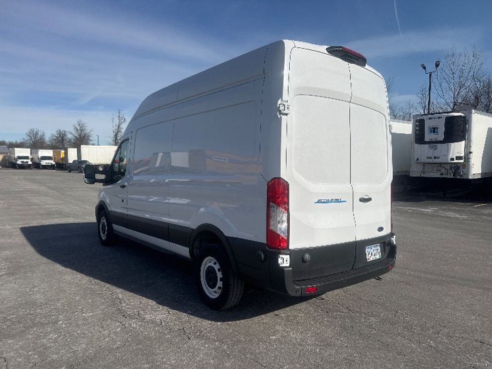 Cargo Van (Panel Van)-Alternative Fuel Trucks & Tractors-Ford-2022-TRAN350E-Gahanna-OH-7,356\n\t\tmiles-$ 40,000 - Image 6