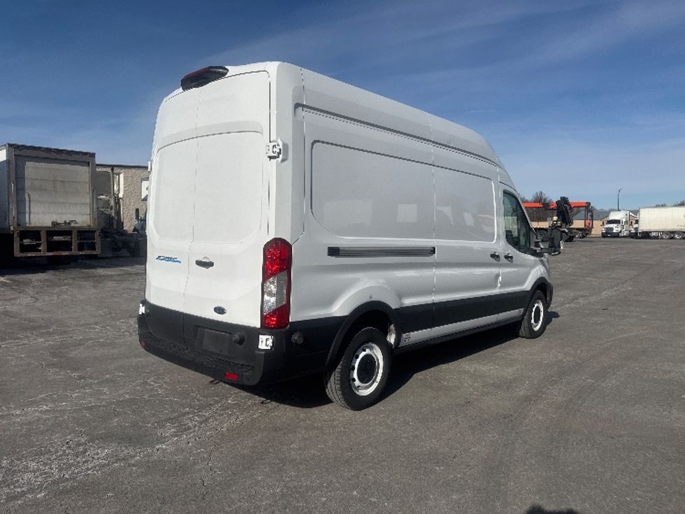 Cargo Van (Panel Van)-Alternative Fuel Trucks & Tractors-Ford-2022-TRAN350E-Gahanna-OH-8,892\n\t\tmiles-$ 39,750 - Image 12