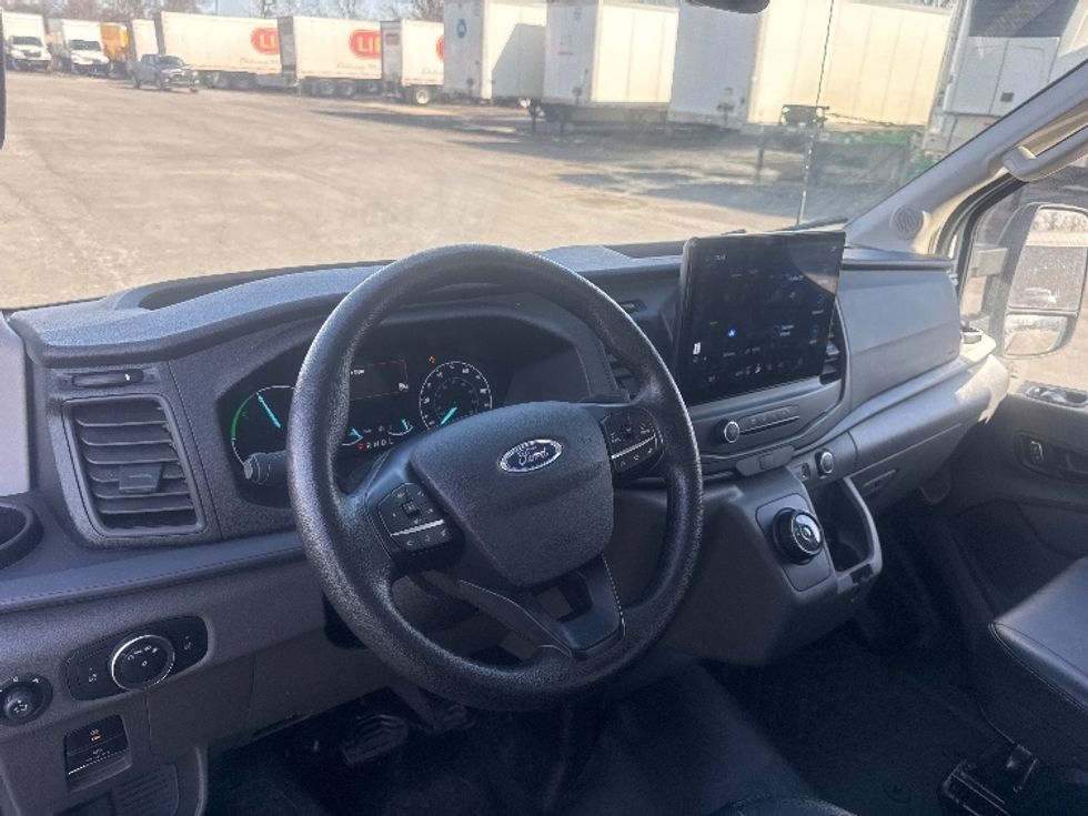 Cargo Van (Panel Van)-Alternative Fuel Trucks & Tractors-Ford-2022-TRAN350E-Gahanna-OH-8,892\n\t\tmiles-$ 39,750 - Image 16