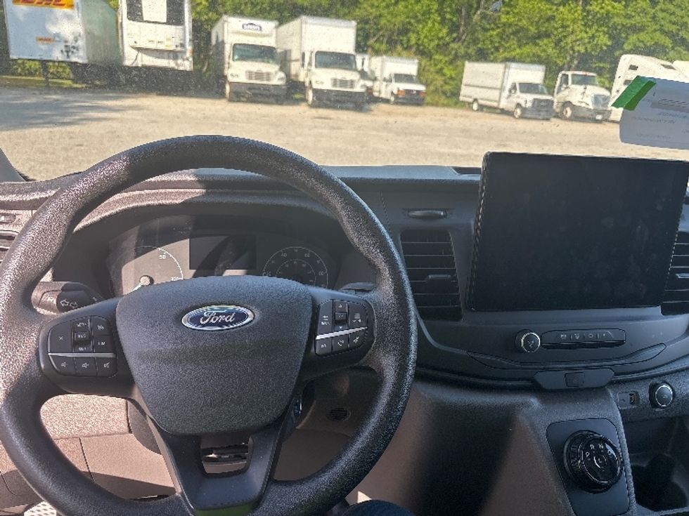Cargo Van (Panel Van)-Alternative Fuel Trucks & Tractors-Ford-2022-TRAN350E-Greer-SC-11,379\n\t\tmiles-$ 38,750 - Image 17
