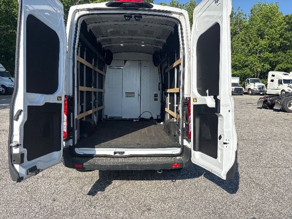 Cargo Van (Panel Van)-Alternative Fuel Trucks & Tractors-Ford-2022-TRAN350E-Greer-SC-11,379\n\t\tmiles-$ 38,750 - Image 8