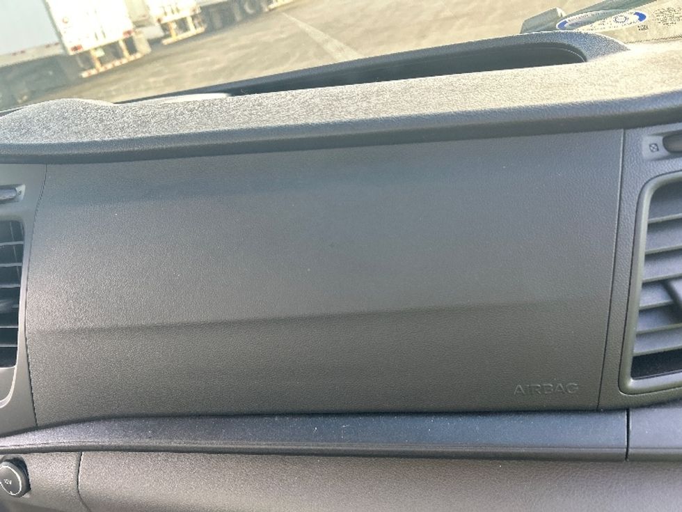 Cargo Van (Panel Van)-Alternative Fuel Trucks & Tractors-Ford-2022-TRAN350E-Kansas City-MO-1,344\n\t\tmiles-$ 42,500 - Image 17