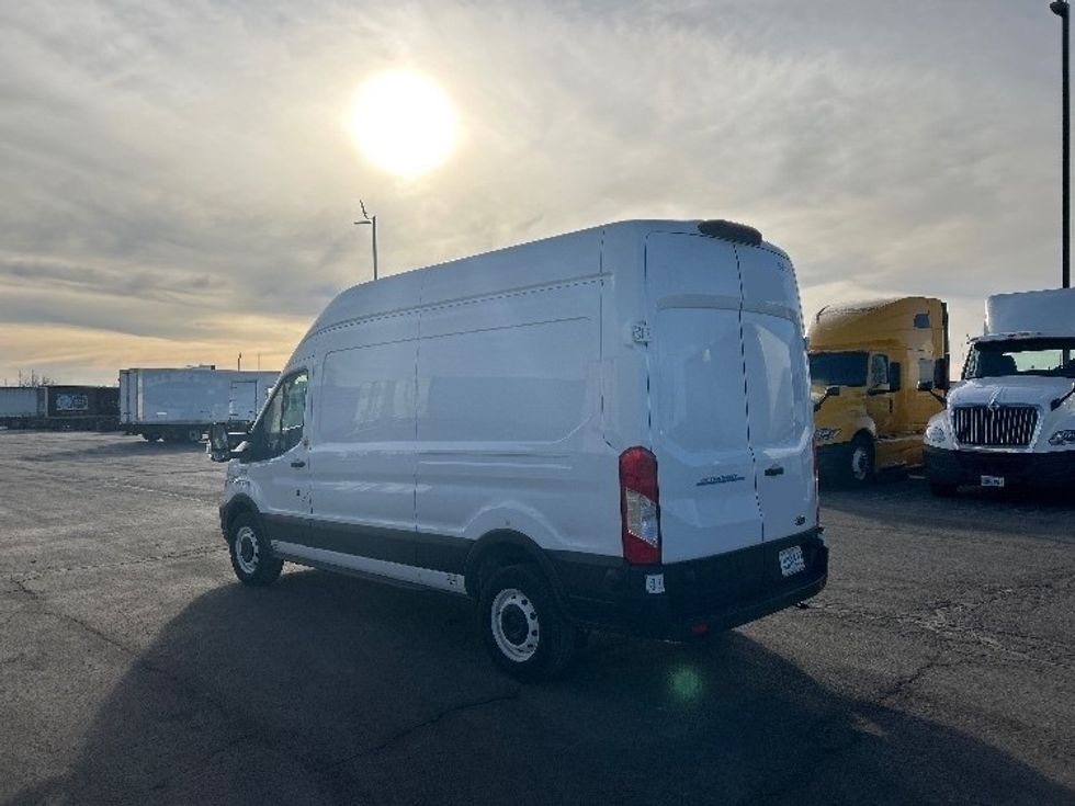 Cargo Van (Panel Van)-Alternative Fuel Trucks & Tractors-Ford-2022-TRAN350E-Kansas City-MO-1,344\n\t\tmiles-$ 42,500 - Image 5