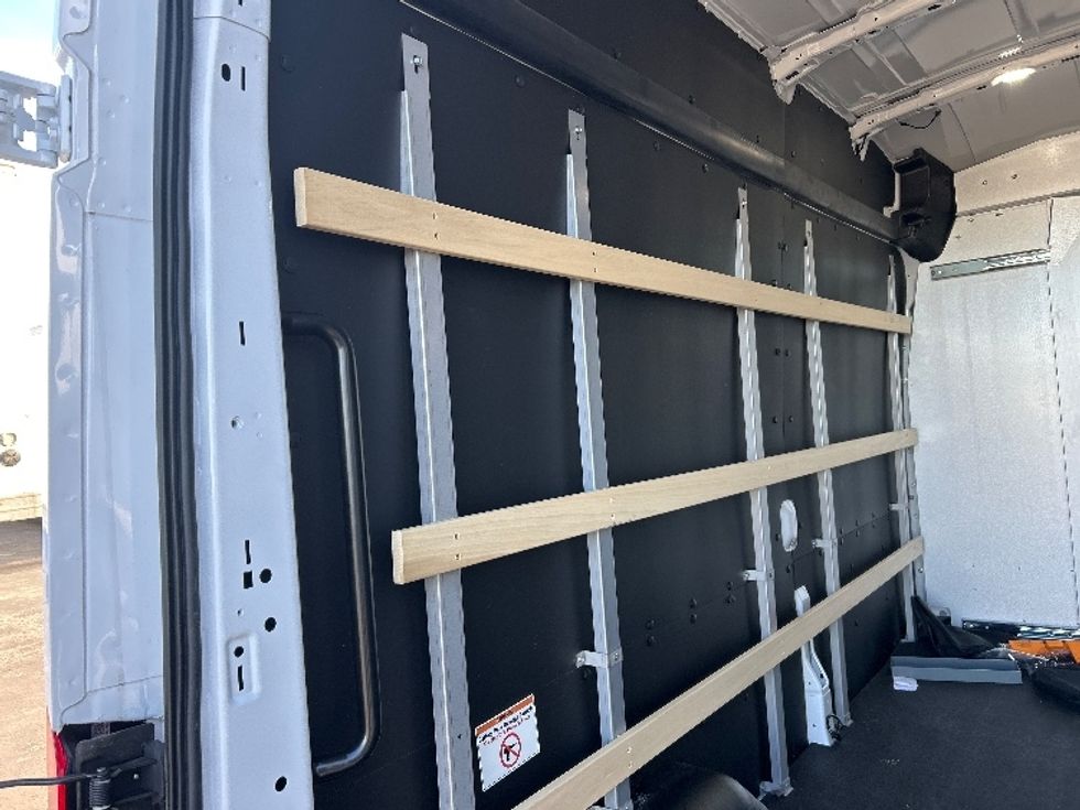 Cargo Van (Panel Van)-Alternative Fuel Trucks & Tractors-Ford-2022-TRAN350E-Kansas City-MO-1,344\n\t\tmiles-$ 42,500 - Image 8