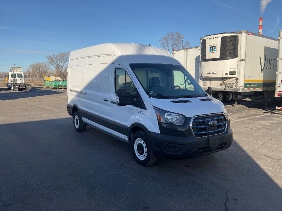 Cargo Van (Panel Van)-Alternative Fuel Trucks & Tractors-Ford-2022-TRAN350E-Kansas City-MO-2,103\n\t\tmiles-$ 42,500 - Image 3