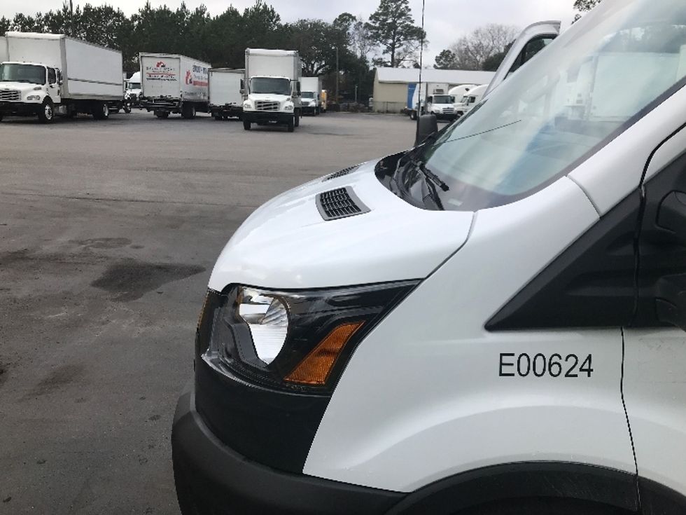 Cargo Van (Panel Van)-Alternative Fuel Trucks & Tractors-Ford-2022-TRAN350E-Ladson-SC-5,201\n\t\tmiles-$ 41,250 - Image 24