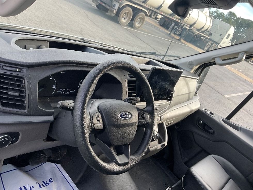 Cargo Van (Panel Van)-Alternative Fuel Trucks & Tractors-Ford-2022-TRAN350E-Little Rock-AR-5,064\n\t\tmiles-$ 40,250 - Image 14