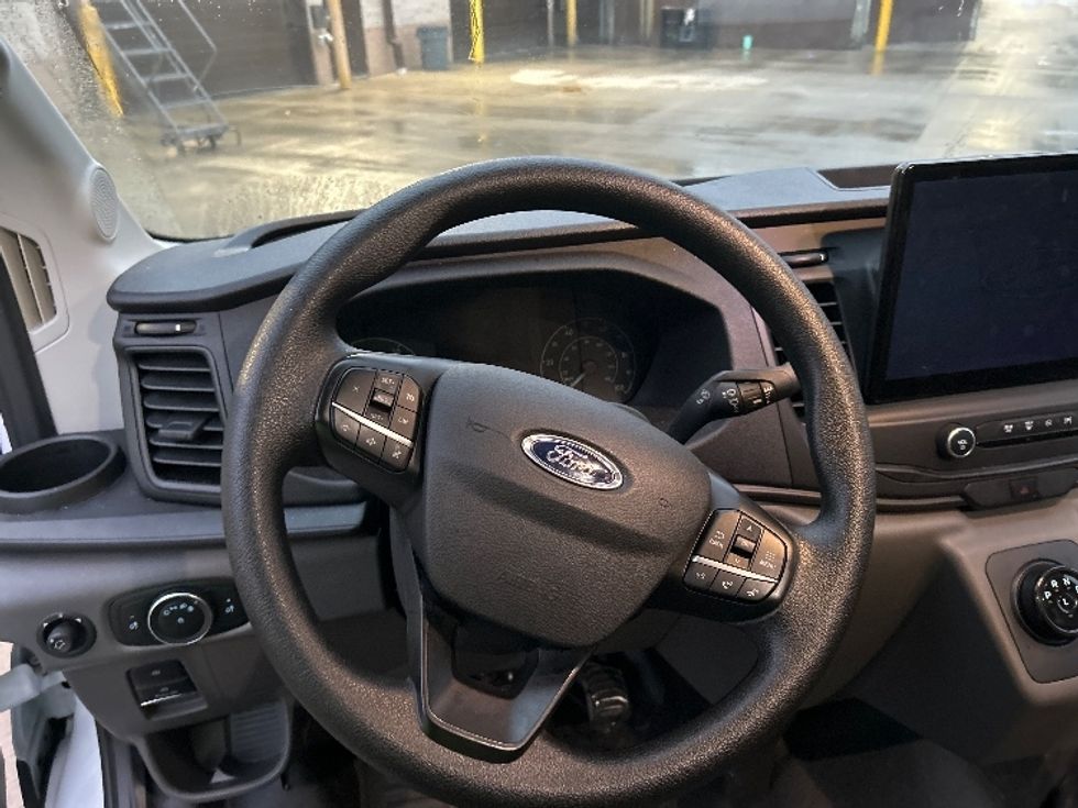 Cargo Van (Panel Van)-Alternative Fuel Trucks & Tractors-Ford-2022-TRAN350E-Middlefield-OH-7,761\n\t\tmiles-$ 41,750 - Image 16