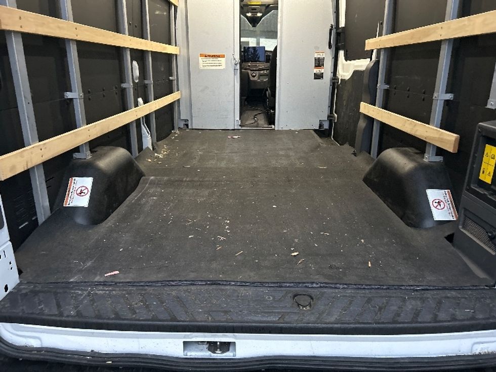 Cargo Van (Panel Van)-Alternative Fuel Trucks & Tractors-Ford-2022-TRAN350E-Middlefield-OH-7,761\n\t\tmiles-$ 41,750 - Image 9