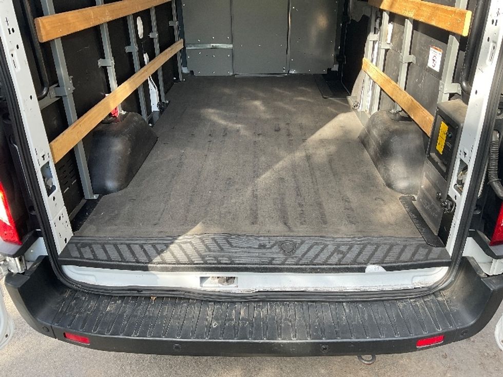 Cargo Van (Panel Van)-Alternative Fuel Trucks & Tractors-Ford-2022-TRAN350E-Montebello-CA-40,934\n\t\tmiles-$ 40,000 - Image 10