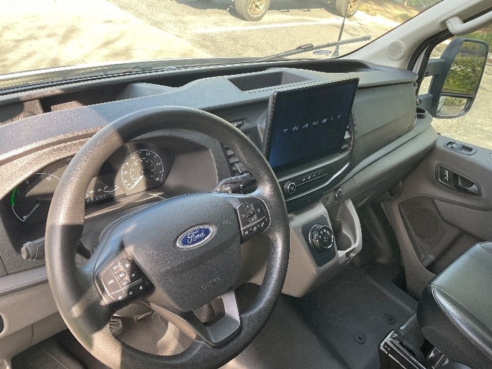 Cargo Van (Panel Van)-Alternative Fuel Trucks & Tractors-Ford-2022-TRAN350E-Montebello-CA-40,934\n\t\tmiles-$ 40,000 - Image 17