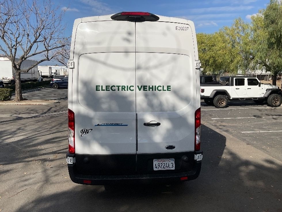 2022 Ford Transit photo 3
