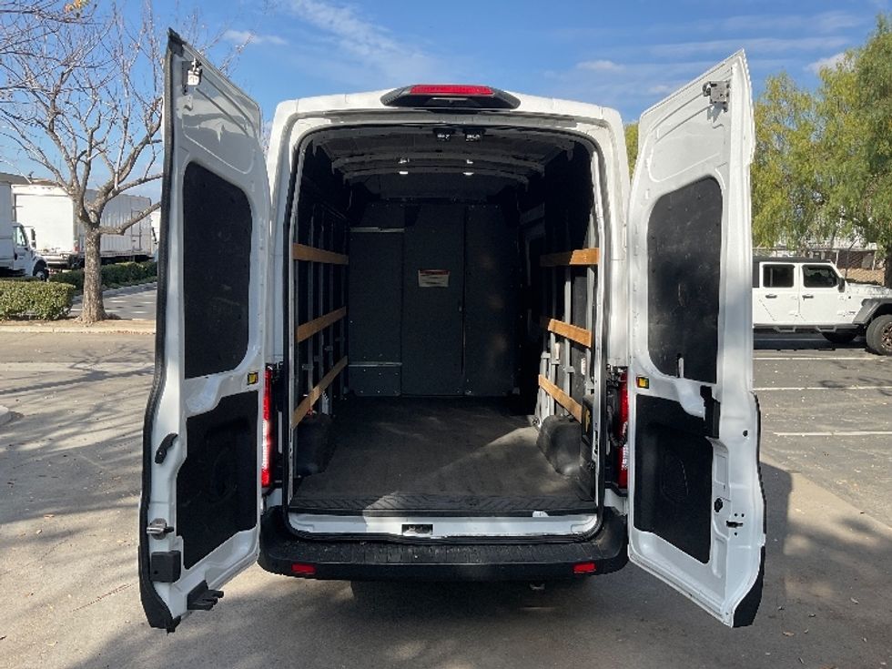 2022 Ford Transit photo 4