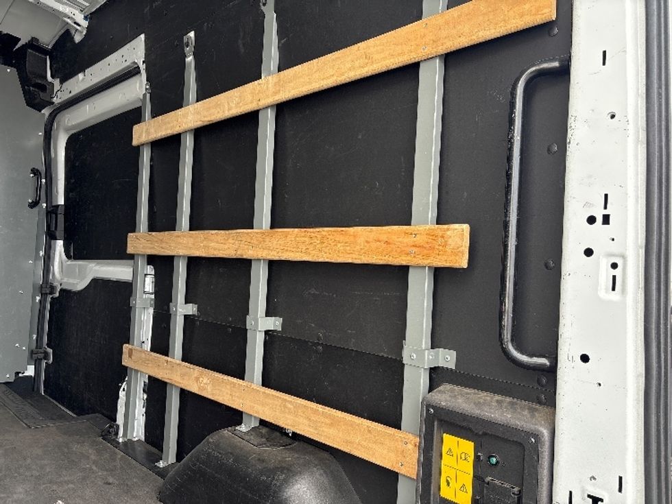 Cargo Van (Panel Van)-Alternative Fuel Trucks & Tractors-Ford-2022-TRAN350E-Montebello-CA-45,076\n\t\tmiles-$ 40,000 - Image 11