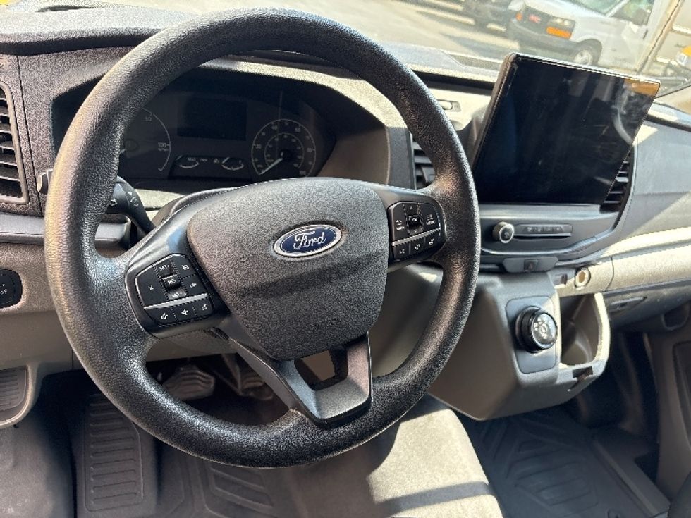 Cargo Van (Panel Van)-Alternative Fuel Trucks & Tractors-Ford-2022-TRAN350E-Montebello-CA-45,076\n\t\tmiles-$ 40,000 - Image 17