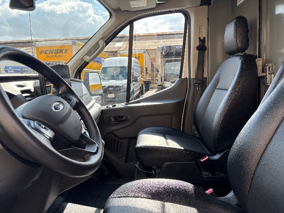 Cargo Van (Panel Van)-Alternative Fuel Trucks & Tractors-Ford-2022-TRAN350E-Montebello-CA-45,076\n\t\tmiles-$ 40,000 - Image 18