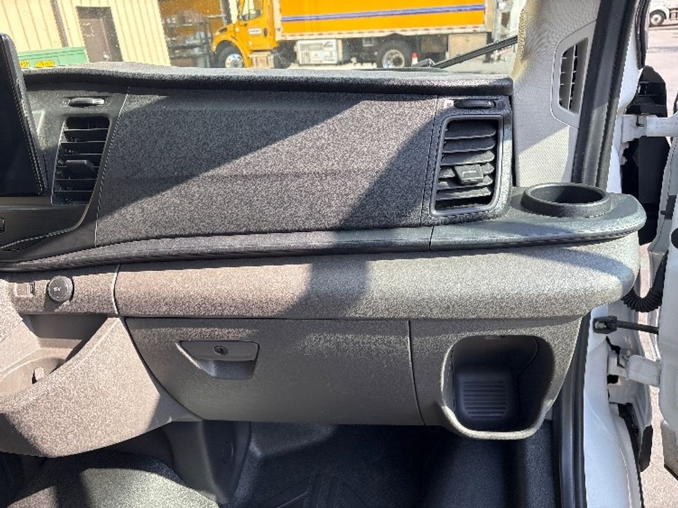 Cargo Van (Panel Van)-Alternative Fuel Trucks & Tractors-Ford-2022-TRAN350E-Montebello-CA-45,076\n\t\tmiles-$ 40,000 - Image 20