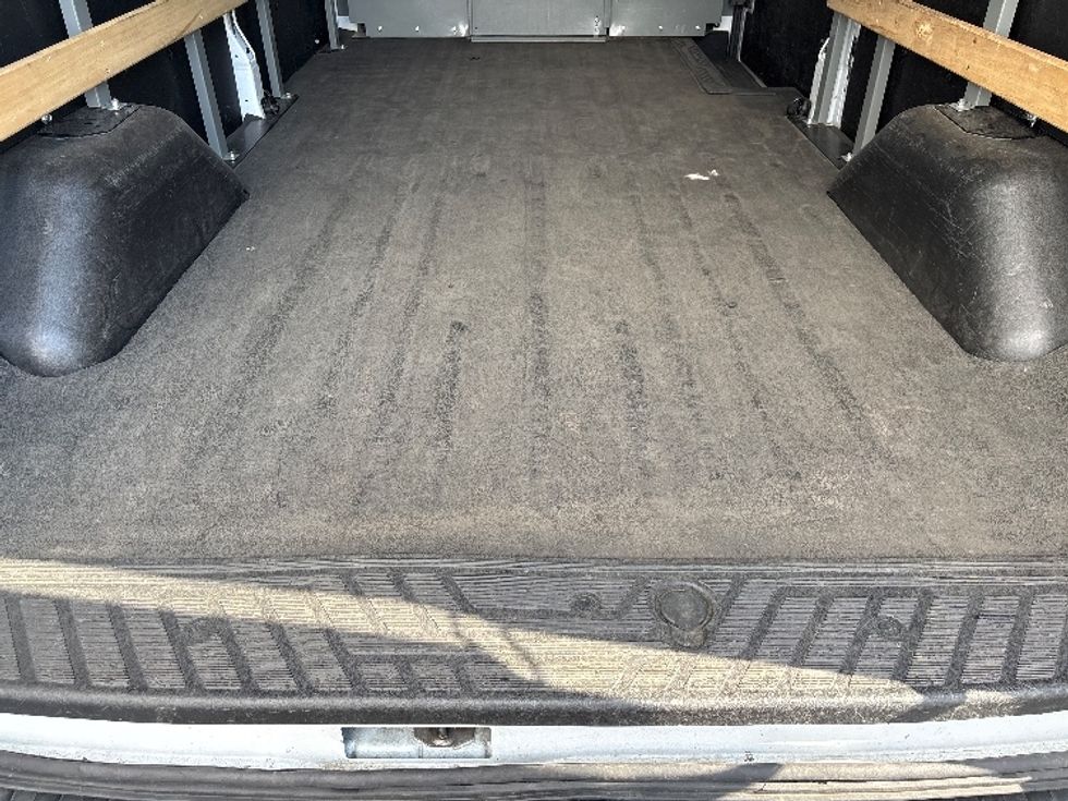 Cargo Van (Panel Van)-Alternative Fuel Trucks & Tractors-Ford-2022-TRAN350E-Montebello-CA-45,076\n\t\tmiles-$ 40,000 - Image 9