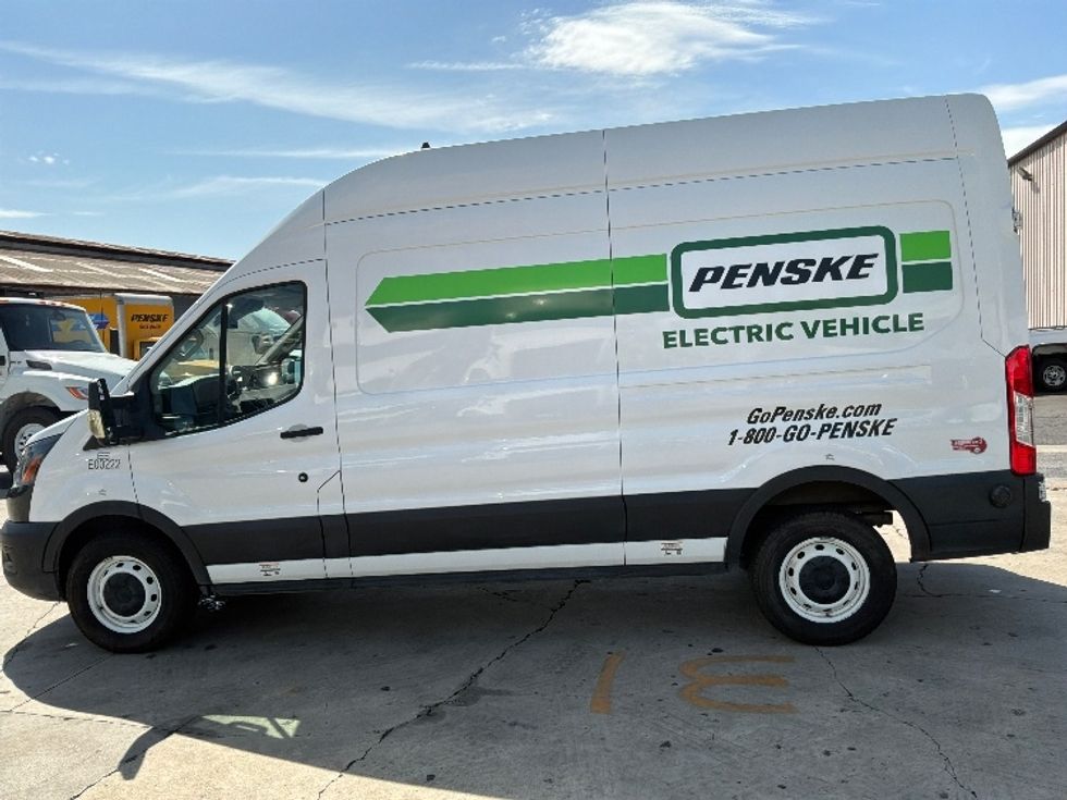 Cargo Van (Panel Van)-Alternative Fuel Trucks & Tractors-Ford-2022-TRAN350E-Montebello-CA-61,810\n\t\tmiles-$ 33,000 - Image 4