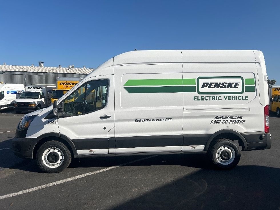 Cargo Van (Panel Van)-Alternative Fuel Trucks & Tractors-Ford-2022-TRAN350E-National City-CA-35,999\n\t\tmiles-$ 38,750 - Image 4