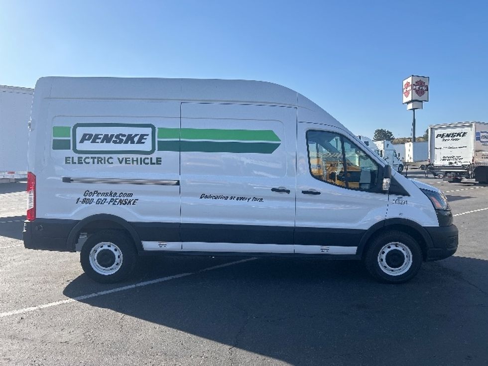 Cargo Van (Panel Van)-Alternative Fuel Trucks & Tractors-Ford-2022-TRAN350E-National City-CA-35,999\n\t\tmiles-$ 38,750 - Image 15