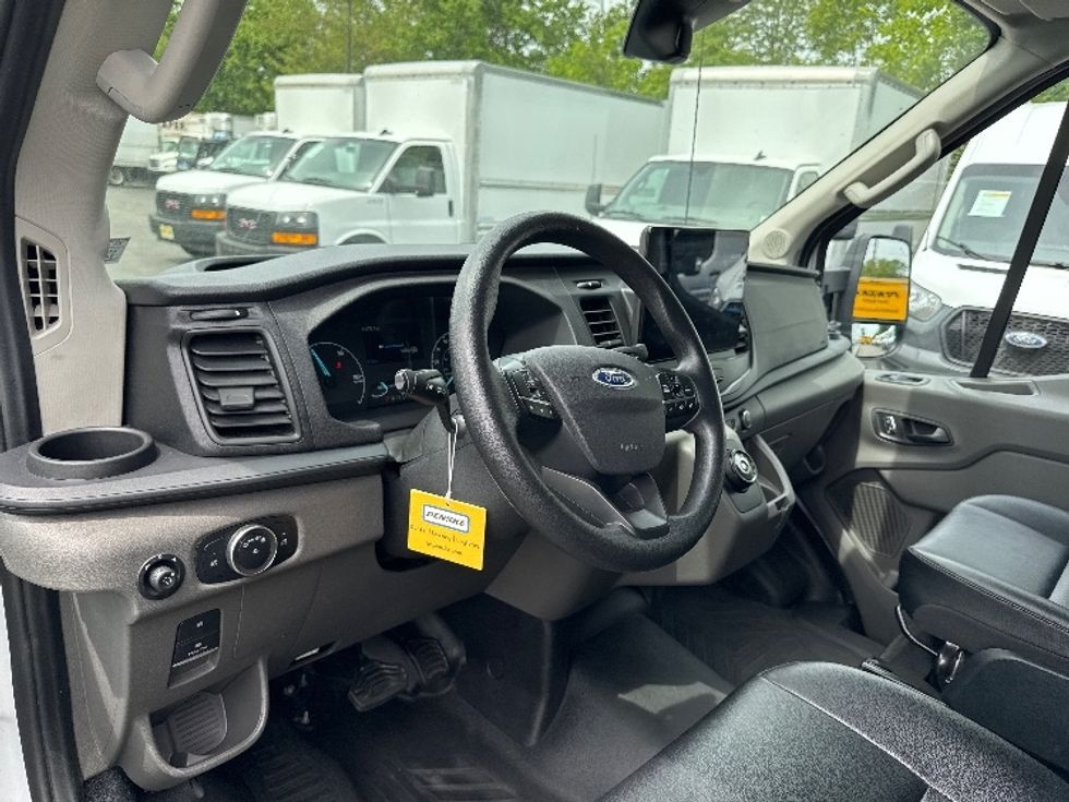 Cargo Van (Panel Van)-Alternative Fuel Trucks & Tractors-Ford-2022-TRAN350E-North Bergen-NJ-11,332\n\t\tmiles-$ 35,500 - Image 15