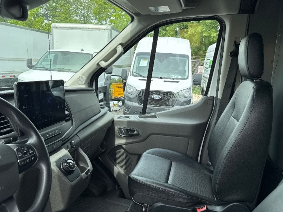 Cargo Van (Panel Van)-Alternative Fuel Trucks & Tractors-Ford-2022-TRAN350E-North Bergen-NJ-11,332\n\t\tmiles-$ 35,500 - Image 17