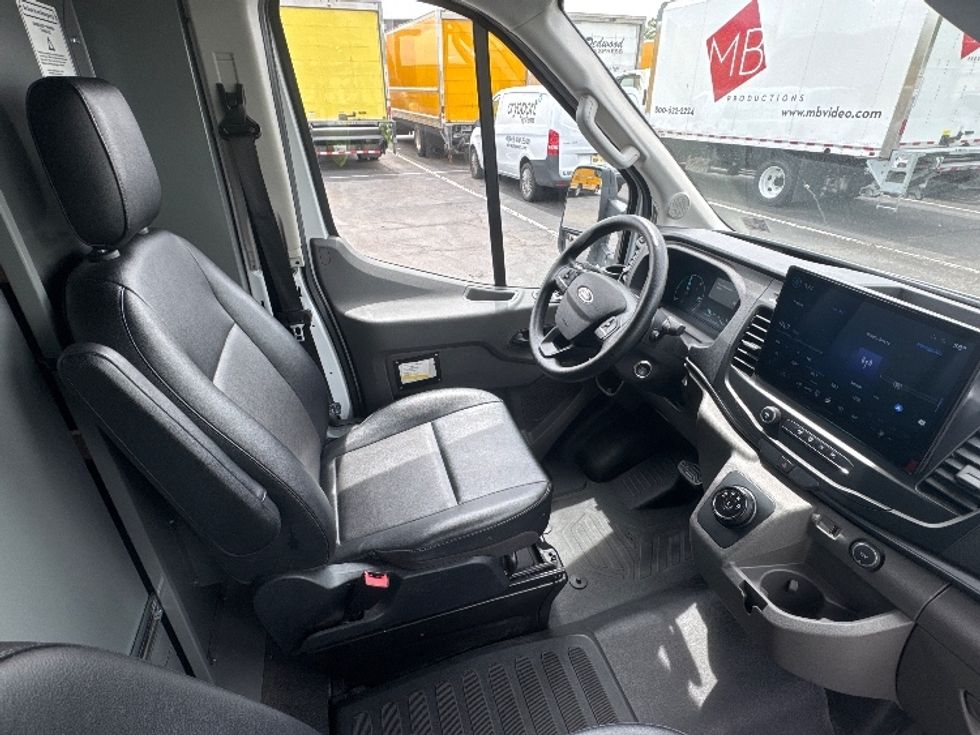 Cargo Van (Panel Van)-Alternative Fuel Trucks & Tractors-Ford-2022-TRAN350E-North Bergen-NJ-11,332\n\t\tmiles-$ 35,500 - Image 20