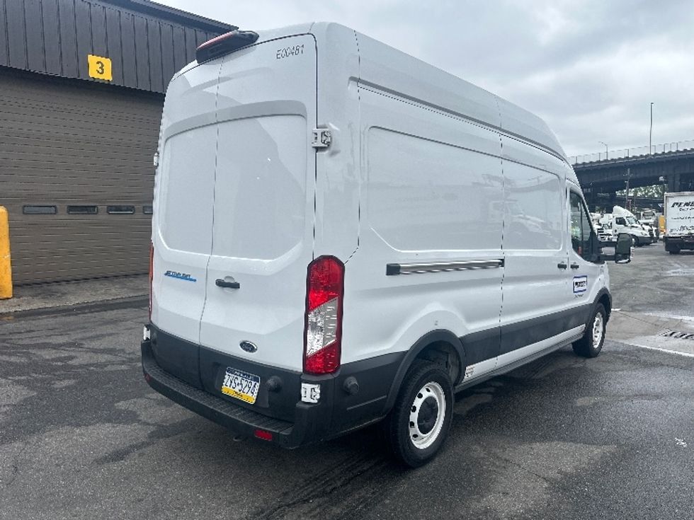 Cargo Van (Panel Van)-Alternative Fuel Trucks & Tractors-Ford-2022-TRAN350E-North Bergen-NJ-13,821\n\t\tmiles-$ 33,750 - Image 13