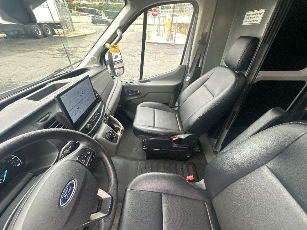 Cargo Van (Panel Van)-Alternative Fuel Trucks & Tractors-Ford-2022-TRAN350E-North Bergen-NJ-13,821\n\t\tmiles-$ 33,750 - Image 19