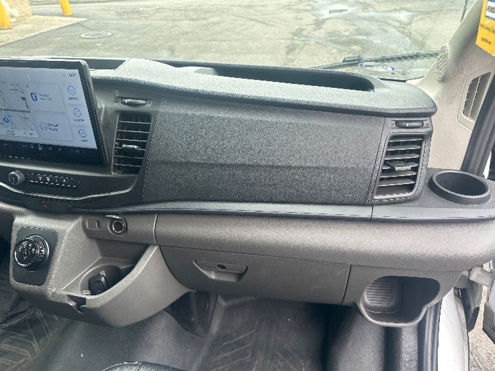 Cargo Van (Panel Van)-Alternative Fuel Trucks & Tractors-Ford-2022-TRAN350E-North Bergen-NJ-13,821\n\t\tmiles-$ 33,750 - Image 21