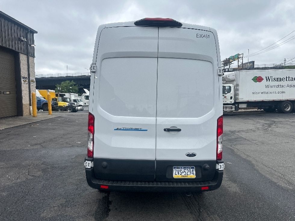 Cargo Van (Panel Van)-Alternative Fuel Trucks & Tractors-Ford-2022-TRAN350E-North Bergen-NJ-13,821\n\t\tmiles-$ 33,750 - Image 7
